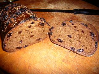 Pumpernickel Raisin Bread